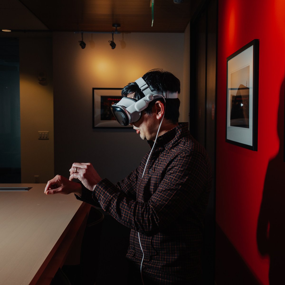 nebusec's tweet image. Apple Vision Pro Review: Initial Headset Falls Short on Refinement and Direction #AppleVisionProFail
#HeadsetReview2023
#RefinementLacking nebusec.com/2024/02/18/app…