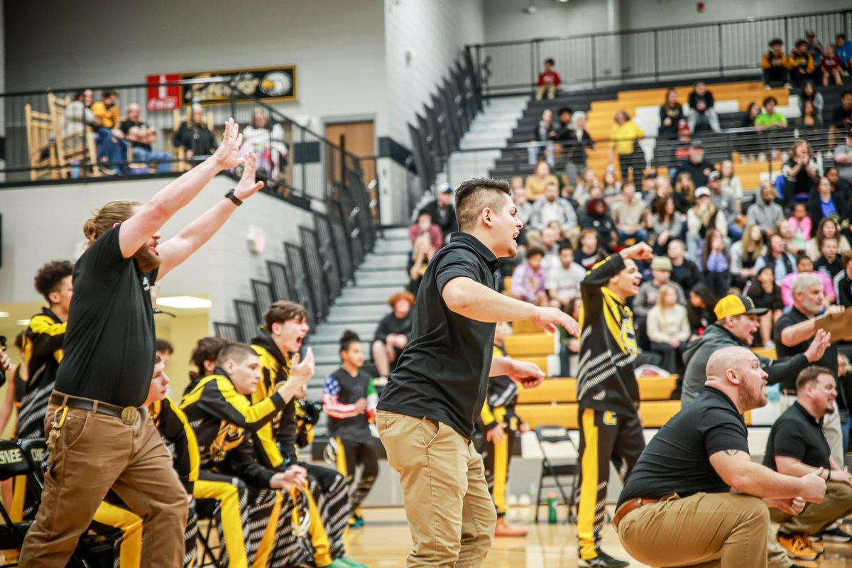 Chesnee Has Four 2A Upper State Champions Along With Multiple Wrestlers Heading For State Championship on Saturday 
@BSSportsJournal @Chesnee_Eagles @ChesneeUpdates @HPA_Grizzlies 

@AndrewEison recapped the action from Chesnee today 

boilingspringssportsjournal.weebly.com/chesnee/eagles…