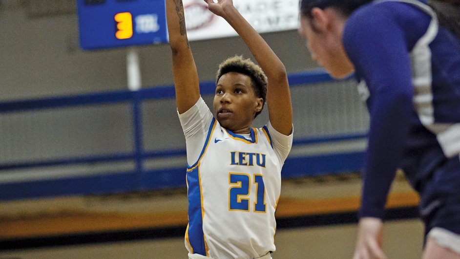 WBB Recap: Gaines drops 30 as @LETUWBB finishes up the season with a win over Ozarks. Story:letuathletics.com/news/2024/2/17… #d3hoops #LeTourneauBuilt