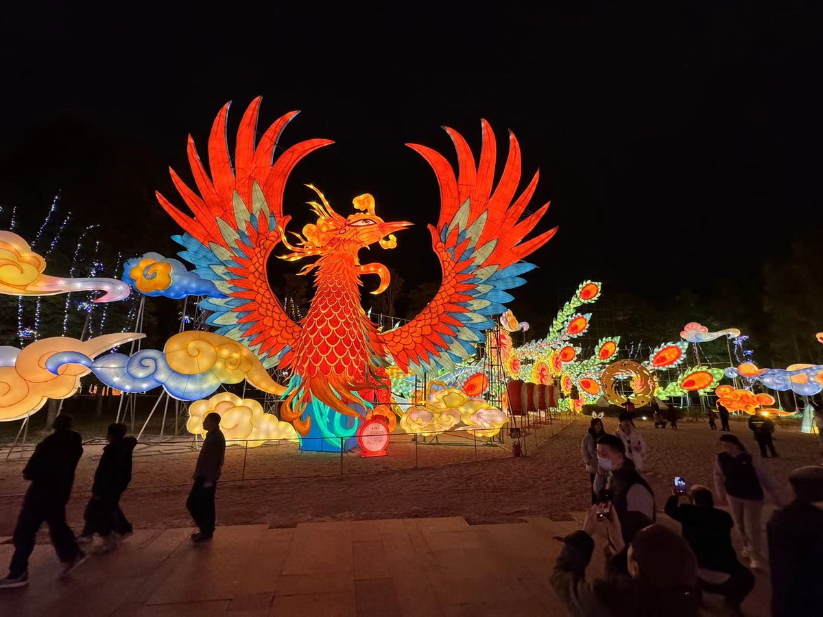 During the Chinese New Year, people all over the country celebrate this important festival in a festive and unique way. Various activities with cultural and local characteristics were carried out.
#SpringFestival2024 #holiday #culture #China