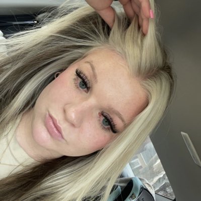 Candicebrett's tweet photo. #NewProfilePic https://t.co/1286jhOEvt