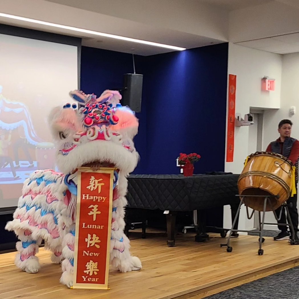 Happy Year of the Dragon! 
Thank you to our partners at the @ocawhv for this wonderful celebration of Chinese culture that included dancing, calligraphy, and a film. 

Gong Xi Fa Cai! May you have an auspicious year.

#Scarsdale  #WestchesterLibraries  #ChineseCulture #Community