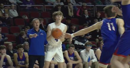 Defending champs Southern Aroostook downs Jonesport-Beals in quarterfinals #mesports foxbangor.com/sports/bangor-…