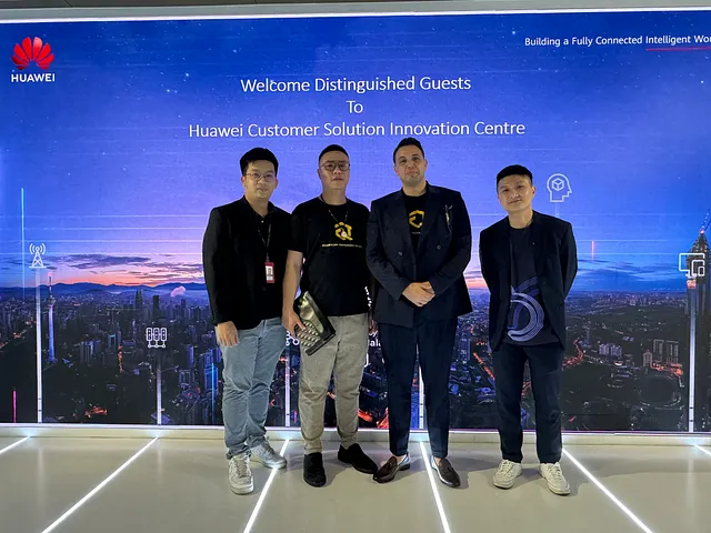 framework_tq's tweet image. 1/ 🌐 Recap: 
Framework Tech's strategic collaboration with Huawei Cloud in Southeast Asia is a game-changer for digital innovation. Discover how this partnership is shaping our future. 

🧵A Thread
👇👇👇
#FrameworkTech #HuaweiCloud