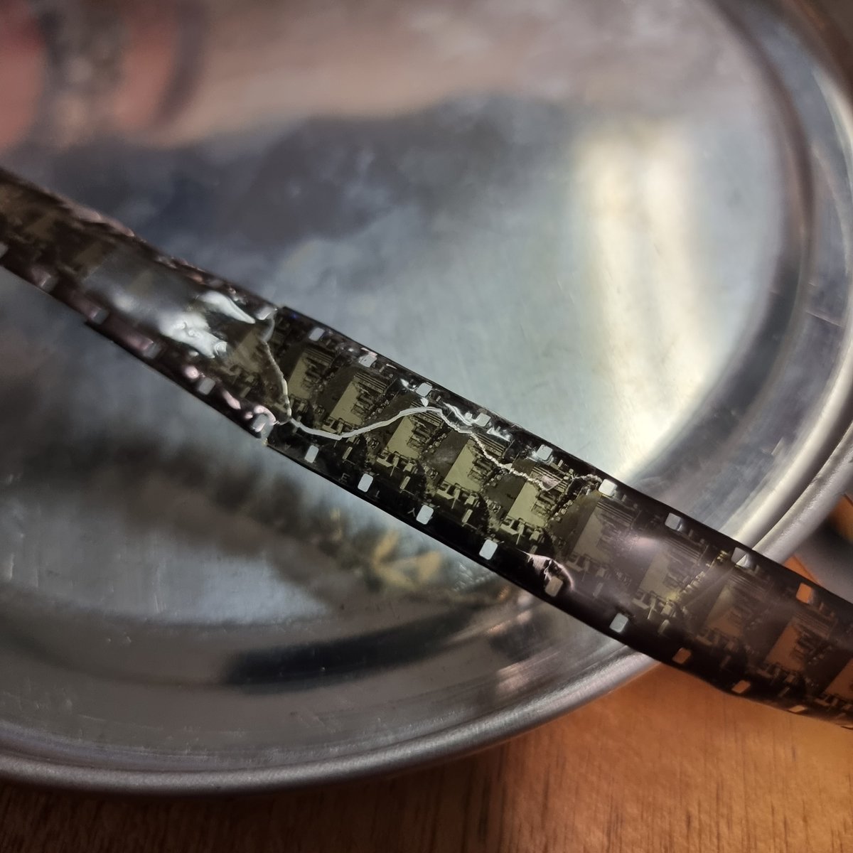 iasa_web's tweet image. IASA Research Grant applications are open! IASA regularly offers financial awards to encourage and support research and publication within audiovisual archiving and preservation. To read the guidelines, see past recipients, and learn how to apply: iasa-web.org/research-grant #avpres