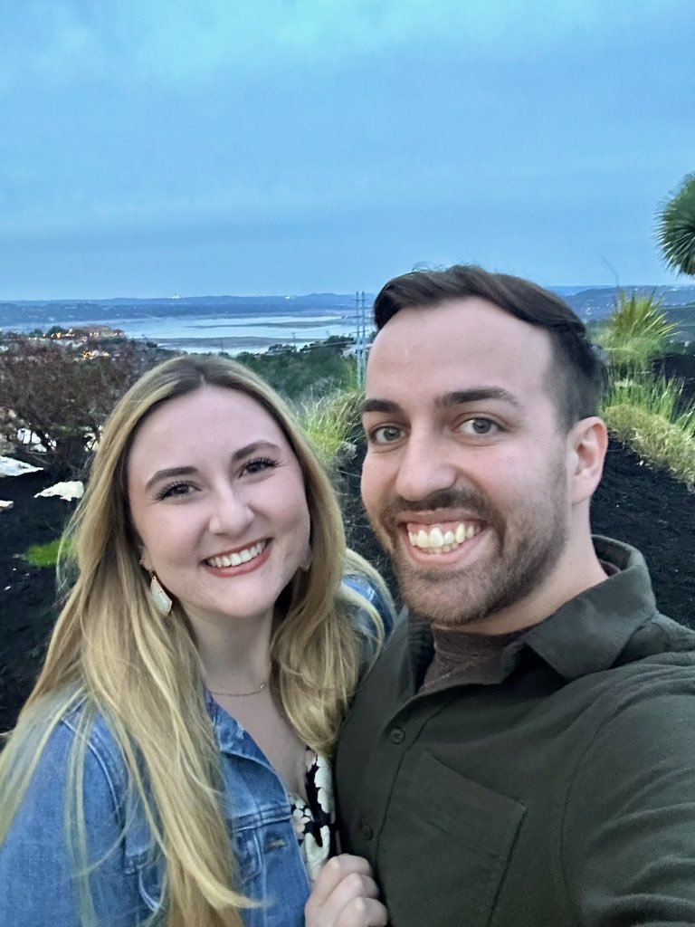 BonsaiBride's tweet image. Two days ago we celebrated being together for 10 years 🤍 Today, on our 4th wedding anniversary, we moved into our first house 🏡 @BonsaiBroz