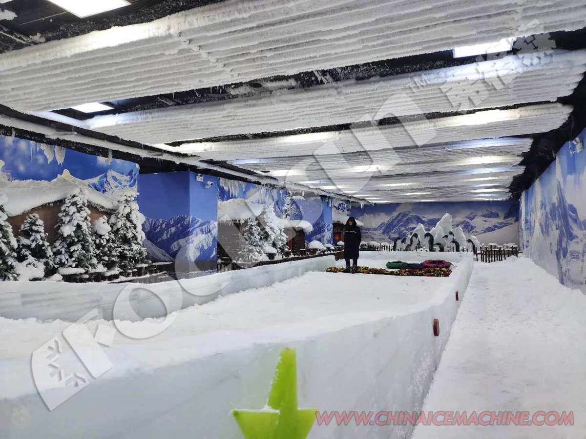 Sylvia965276832's tweet image. Come take a look, isn't it beautiful? Do you like snow? This is the FOCUSUN model FM-36 currently producing snow.  #FOCUSUN 
 ✨ Experience the magic with FOCUSUN! ✨
Whatsapp:+86 18952652345
Email:enquiry@focusun.com
#snowmakingequipment #snowdisplaymachine #snowfallingmachine