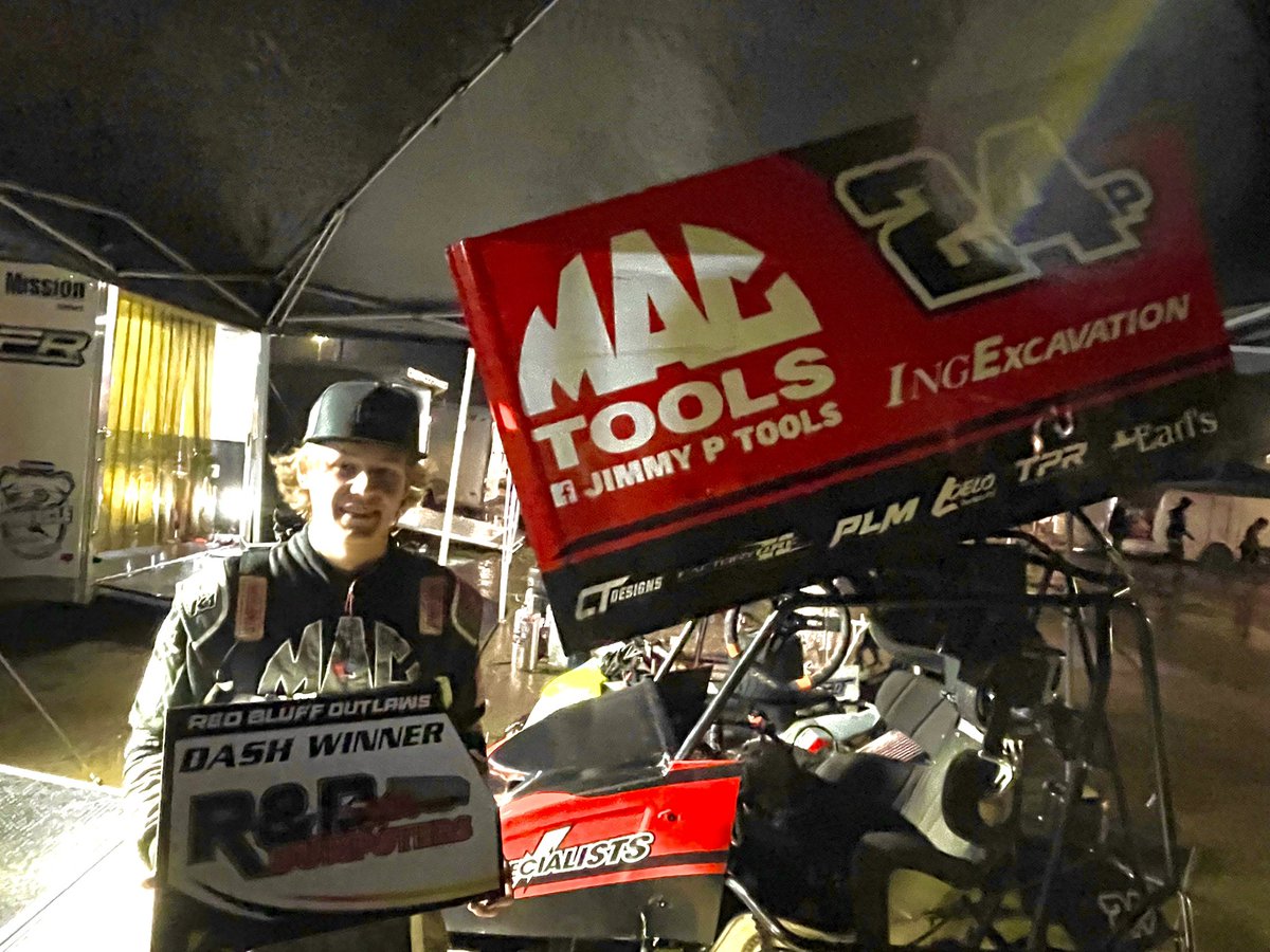 RBOutlaws's tweet photo. #24P @tannerpettit24 wins the R&D Dumpsters Dash and will be on pole of the PacWood Superior Wood Products Open A-Main for the @FactoryQRC Cup!
2. #11VS Bunch
3. #91 Seavey
4. #14X Eberhart
5. #10 Osborne
6. #86J Colwell https://t.co/1o0jtZWOfB
