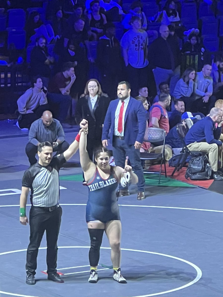 Americas’ Erica Cobos won her second straight wrestling state championship tonight in Class 6A.
