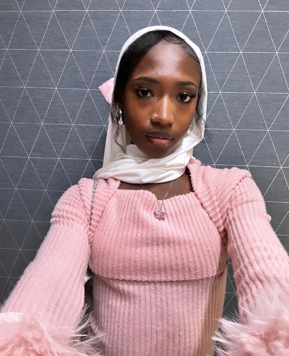 MboobFatou's tweet photo. Muah… no caption needed 💋 https://t.co/z0zVsR5ana