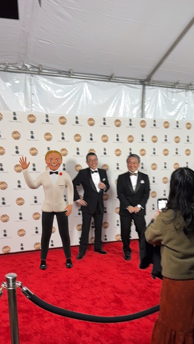 BugTVplus's tweet photo. All the animation  stars are out at the @AnnieAwards Hey it’s our own @peeboopjimdog hitting the red carpet! https://t.co/ljEBMSMUwA