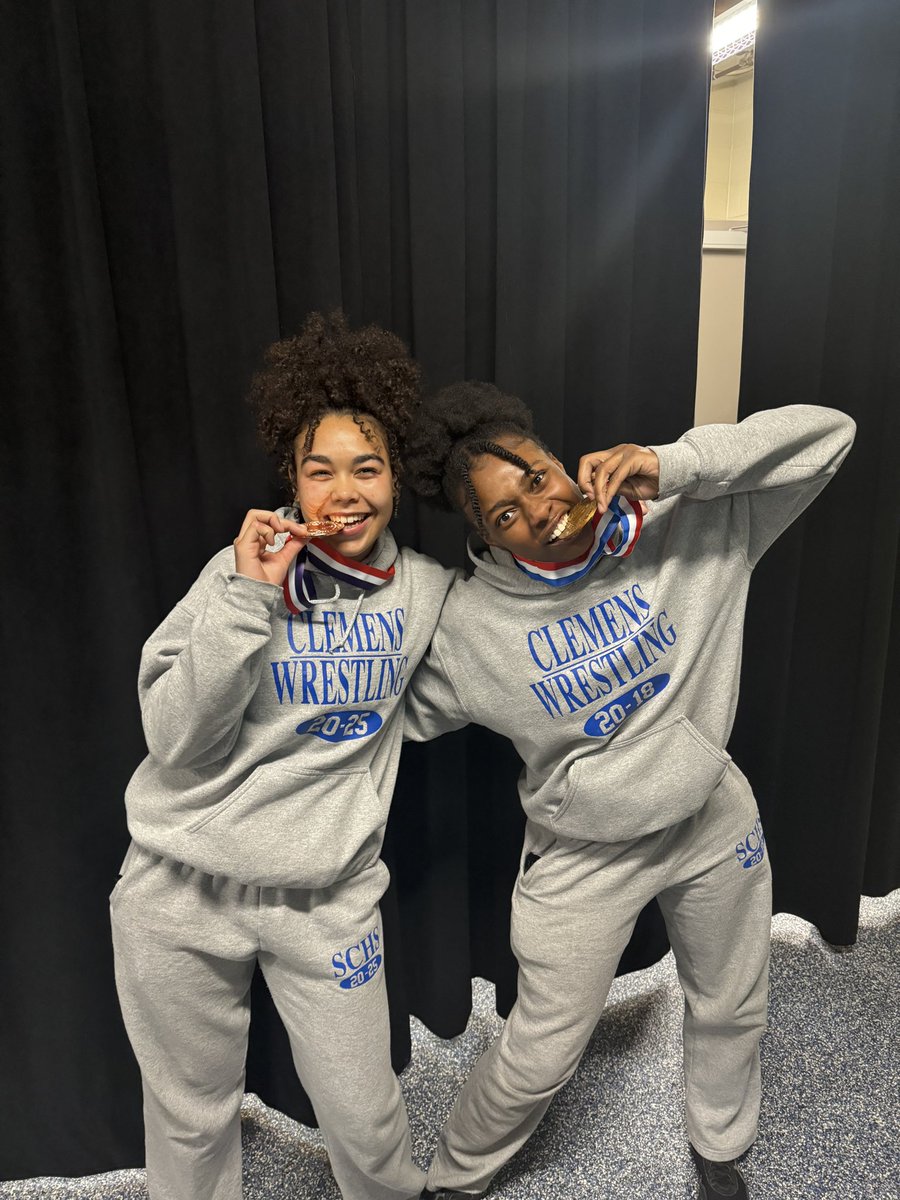 Clemens Wrestling (@clemenswrestli1) on Twitter photo Final results from the State Tournament:
Christina Nunn finishes in 3rd place
Alyssa Rogers finishes in 6th place
Congrats girls on an awesome season! #GoBuffs <a href="/scbuffalostrong/">Clemens Athletics</a> <a href="/SCUCISD/">SchertzCiboloUC ISD</a> <a href="/SamuelClemensHS/">Clemens High School</a> Final results from the State Tournament:
Christina Nunn finishes in 3rd place
Alyssa Rogers finishes in 6th place
Congrats girls on an awesome season! #GoBuffs <a href="/scbuffalostrong/">Clemens Athletics</a> <a href="/SCUCISD/">SchertzCiboloUC ISD</a> <a href="/SamuelClemensHS/">Clemens High School</a>
