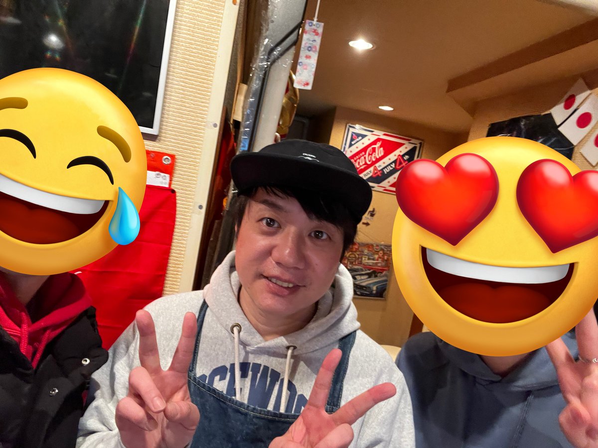 LaNlAnzzz's tweet image. かもめんたる槙尾さんのカレー食べてきた！！！
写真も撮ってもらえたし軽くトークもできて嬉しかった！
めっちゃカレー美味しかった🍛
ステテコさんもいたよ！
#マキオカリー #かもめんたる槙尾 
#周りリトルトゥース多すぎた