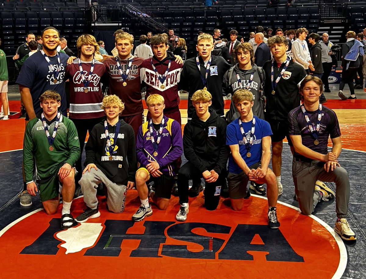 🤼‍♂️2⃣0⃣2⃣4⃣ #IHSA INDIVIDUAL WRESTLING STATE FINALS 🏅 🥇 Congratulations to the 1⃣4⃣ individuals who won IHSA Class 1⃣A Individual Wrestling State Championships! 🔗FULL RESULTS▶️trackwrestling.com/tw/Login.jsp?t…