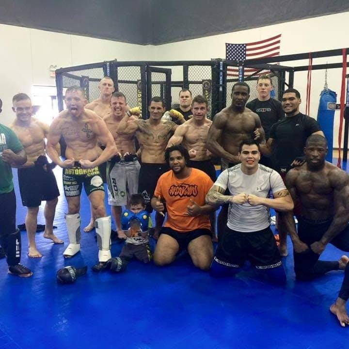 LEOTWPRX's tweet photo. @king__Jayc Yes literally...
Him with my son at the #StrKings Gym in #Kileen #TX
They are best friends
This pick is from a few years ago
The second one is my son Roger with https://t.co/C46HFixUJM