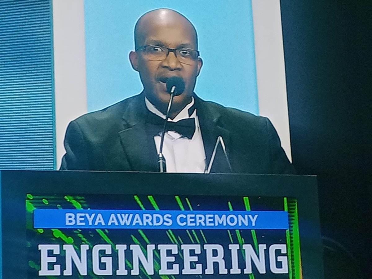 Eric Biribuze wins the Black Engineer of the Year Award. Congratulations! A pride of his mother nation #Burundi.
