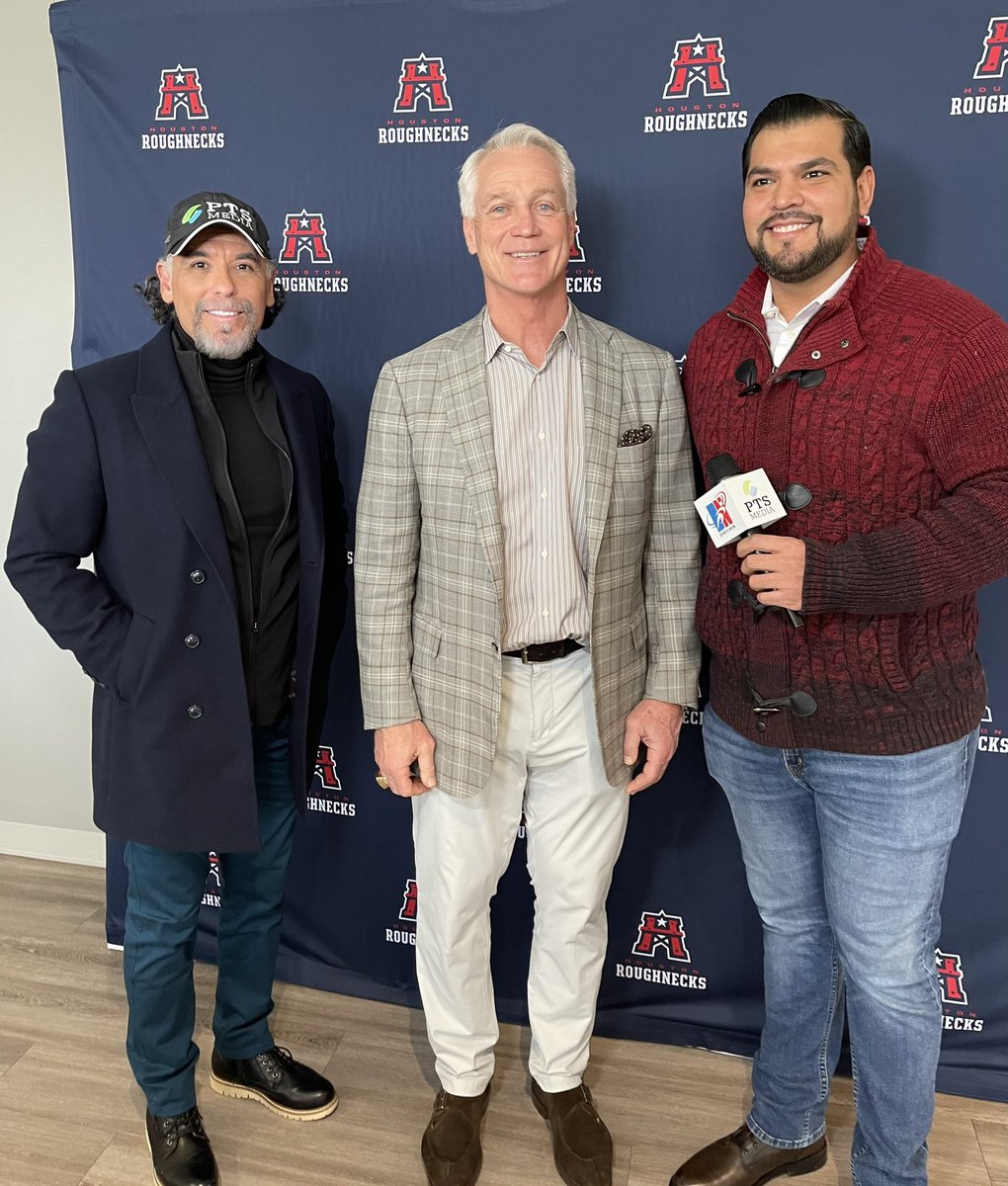 alexrparra's tweet photo. The @XFLRoughnecks @XFL2023 held a Kickoff event at #RiceStadium to welcome fans to the new season. El equipo de #Houston abre la primera temporada de la #UFL2024 en marzo. Mรกs detalles a lado de @_AbFigueroa y @victoraraiza en @DeportesHOU @deportesnation #LosRoughnecks https://t.co/PK5SI1N6r9