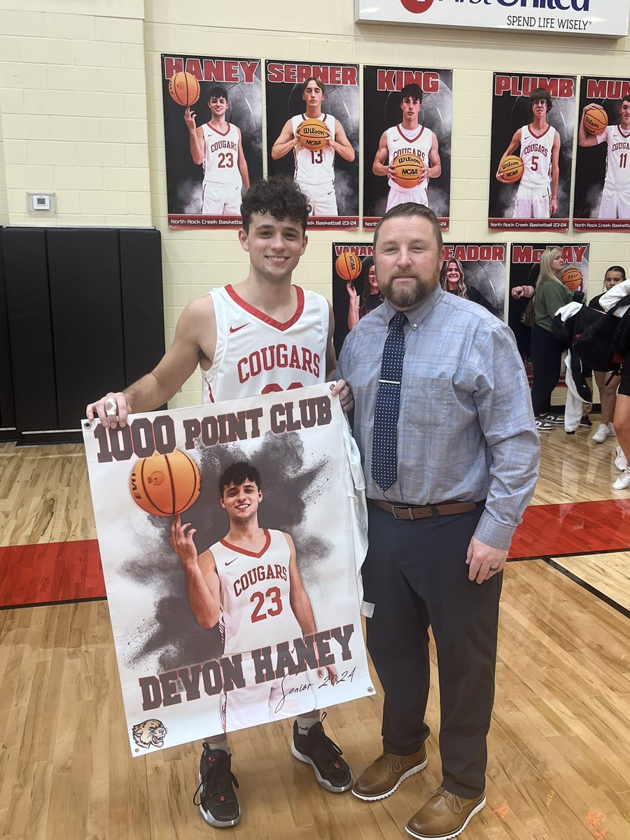 Evan Smith (@coachsmith30) on Twitter photo Proud of this young man! Senior Leadership!
1,000 point club! <a href="/haneydevon23/">Devon Haney</a>
<a href="/OklaDefenders/">OklahomaDefenders</a> Proud of this young man! Senior Leadership!
1,000 point club! <a href="/haneydevon23/">Devon Haney</a>
<a href="/OklaDefenders/">OklahomaDefenders</a>
