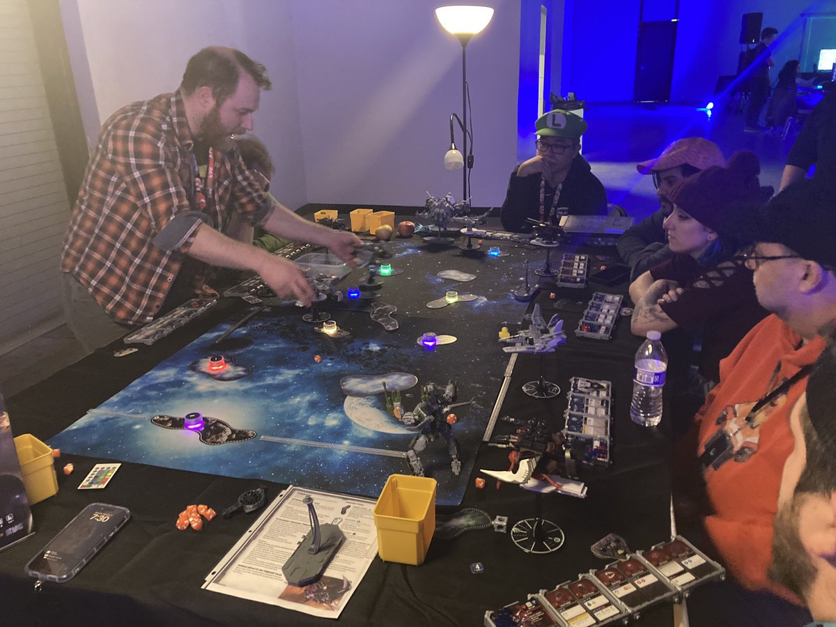 RGBLAN's tweet photo. Tabletop break on Day 2 with #snapships #tabletop #gaming #rgblan #rgblan6 https://t.co/YNNrjptFXl