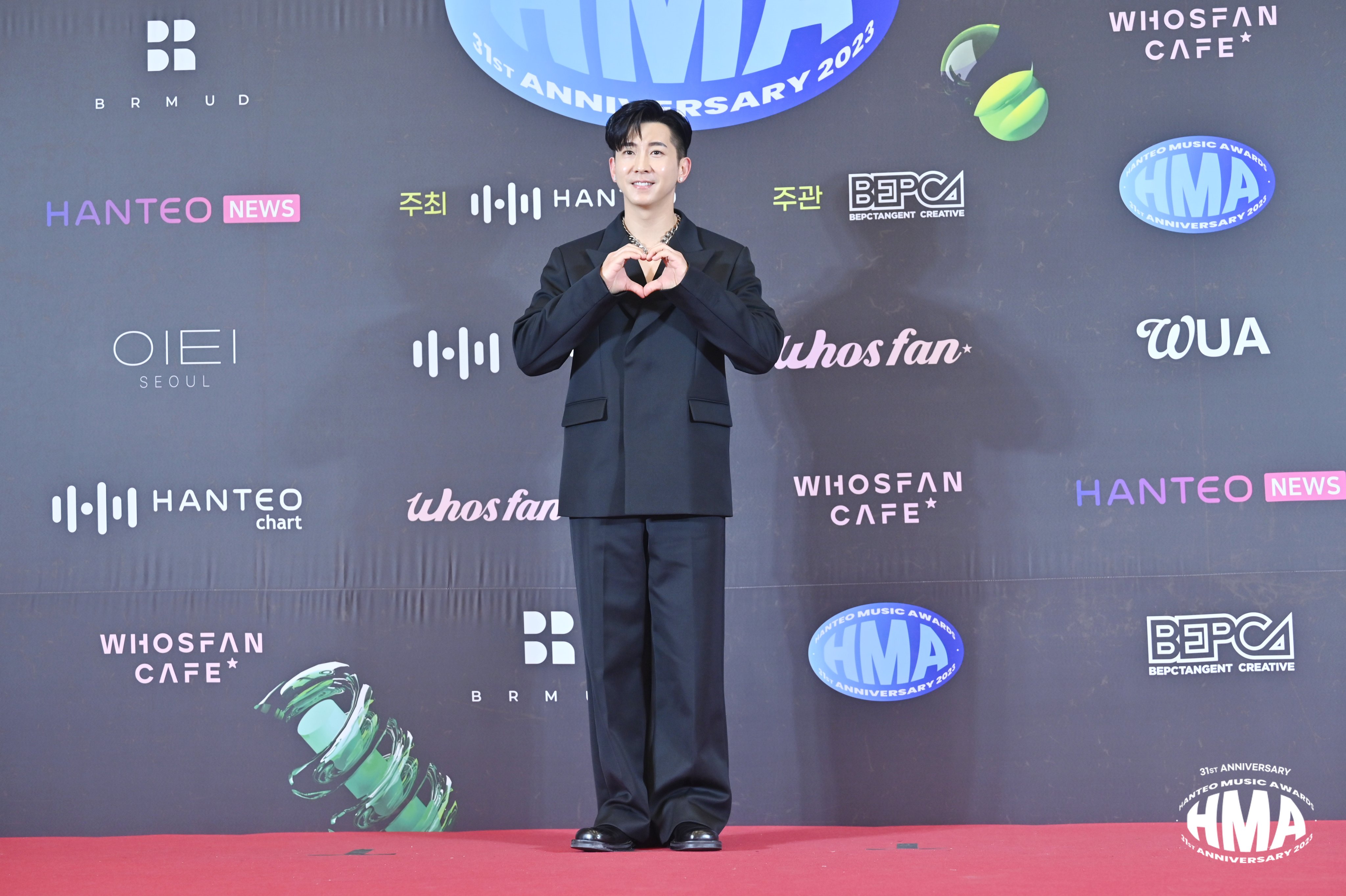 GGm-7nuasAAZd7T?format=jpg&name=4096x4096