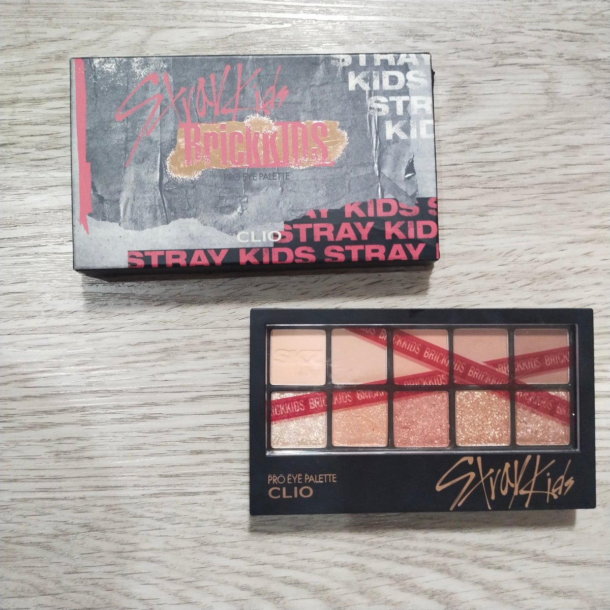 🎀 WTS Straykids Clio Pro Eye Pallete Brickkids🎀

🔗🍊 shopee.co.id/product/665799…
📍Karawang, INA
✅ Not used

t. want to sell 양도 스트레이키즈 skz jual skiz straykids