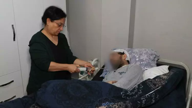 16 aydır süren kaza... Ablası isyan etti: Bütün psikolojimiz altüst oldu

hurriyet.com.tr/gundem/16-aydi…