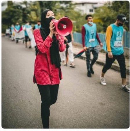 jawid_ghulami's tweet photo. من در هیچ جای دنیا ندیدم که اینقدر سر مهاجرین ظلم شود ولی در کشور اندونزیا خیلی ظلم صورت گرفته سر مهاجرین
#End12YearsInLimbo_Indonesia https://t.co/5UXKKivqy7