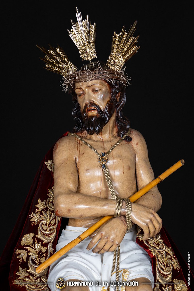 Dios… 𝐂𝐨𝐫𝐨𝐧𝐚𝐝𝐨 𝐝𝐞 𝐄𝐬𝐩𝐢𝐧𝐚𝐬.