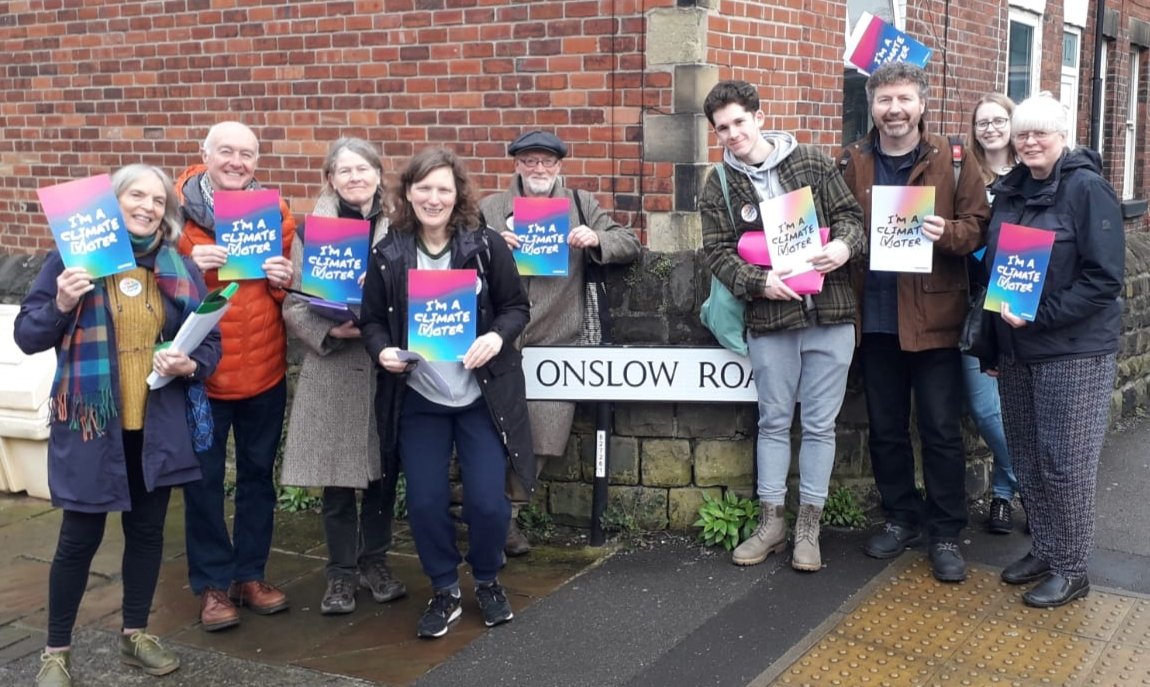 Great canvassing in #Ecclesall #Sheffield yesterday! We are raising the profile of the #ClimateCrisis with voters to inform their choice at #GeneralElection. Find out how you can join #ProjectClimateVote: greenpeace.org.uk/take-action/pr… @GreenpeaceUK @_OliviaBlake @EcclesallLabour