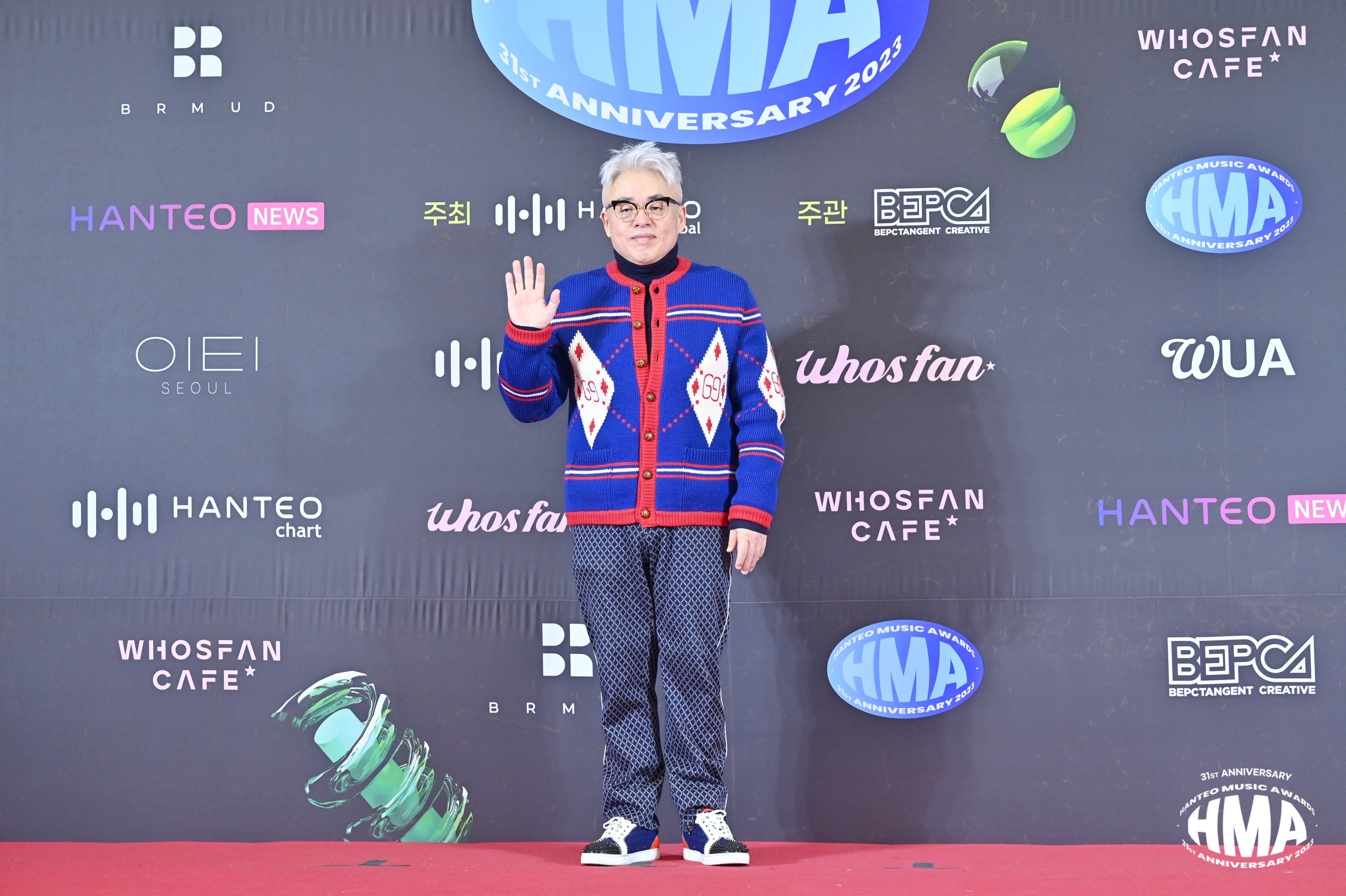 GGm7uRxbcAAWQ6e?format=jpg&name=4096x4096