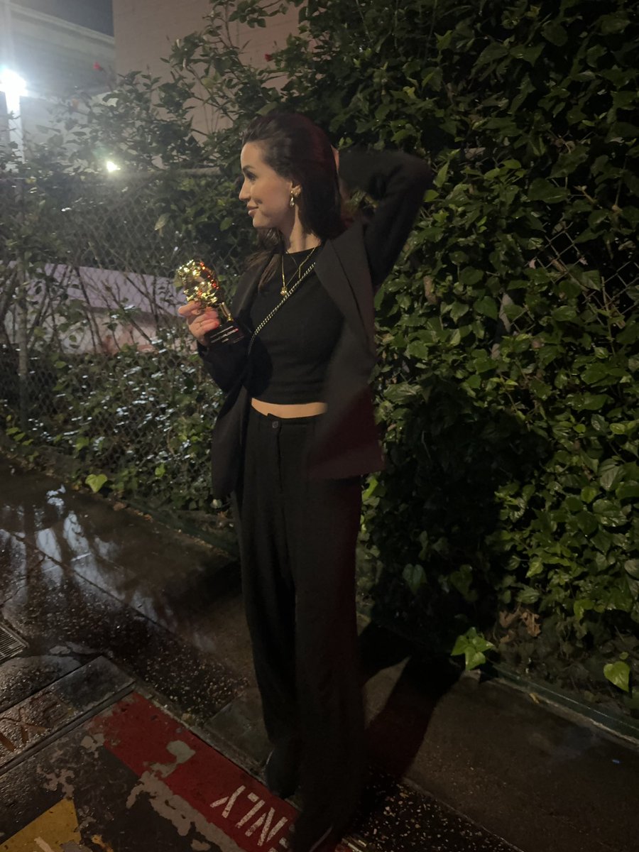 Thank you, thank you, thank you sooooo much everyone. I am still speechless i cannot believe i won!!!