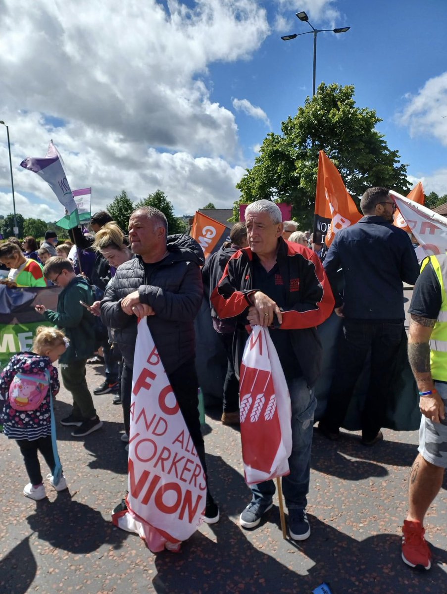 sarahwoolley01's tweet photo. Day seven of #HeartsUnionWeek 

The BFAWU is nothing without our members.

You are the union movement, the decision makers, the ones who should decide what campaigns we run and issues we focus on

As members you are most powerful when you come together 

You make change happen https://t.co/0KfOgKvYK3