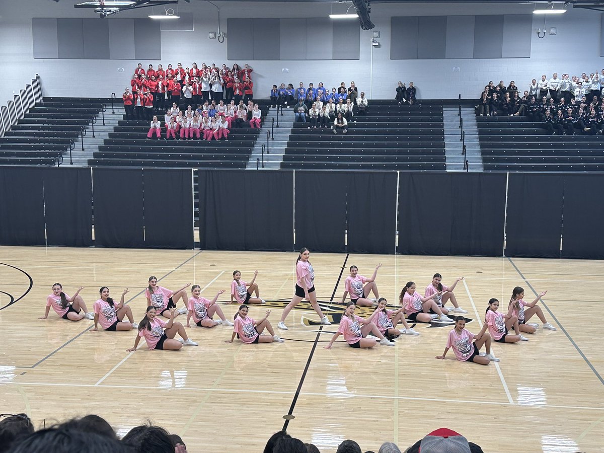 HaysFineArts's tweet photo. Congrats to the MS dancers that competed today at @JhsJags! A special shout out to the dance directors that prepared their students! @wmrangers @McCormickTigers @DMS_Mustangs @HaysBMS https://t.co/fp9ZTysoQ8