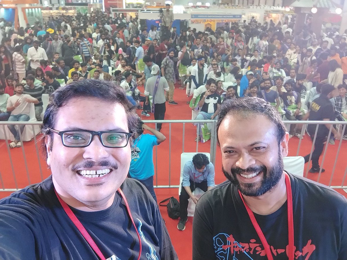 metalmanoj's tweet photo. That Incredible feeling when you've completed 100 Gigs . Day 1 of Chennai @ComicConIndia  was superb and memorable. Day 2 is today. See you at the Con folks !!! @DualityTheBand @captain_catpain https://t.co/OZddjXlTal