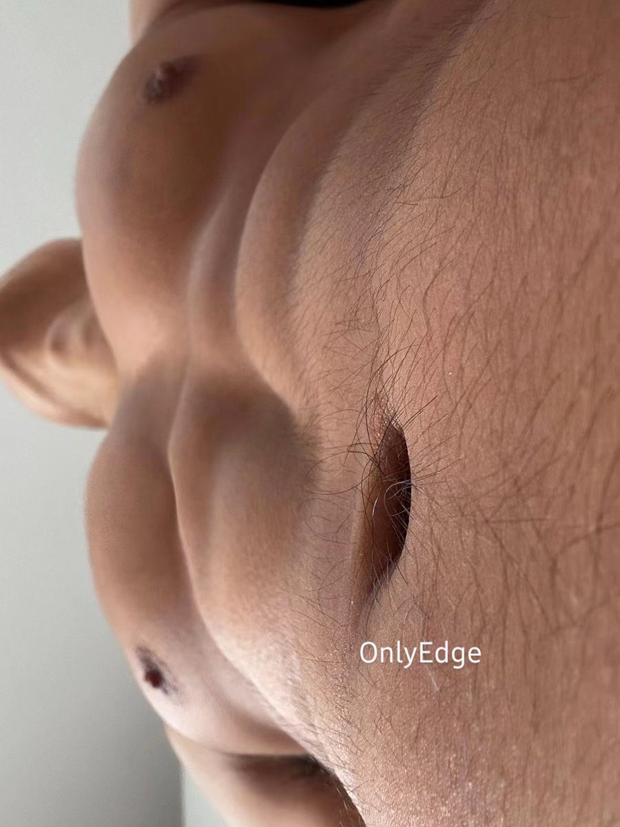 OnlyEdgee's tweet photo. My pov of him https://t.co/duluPc84yY