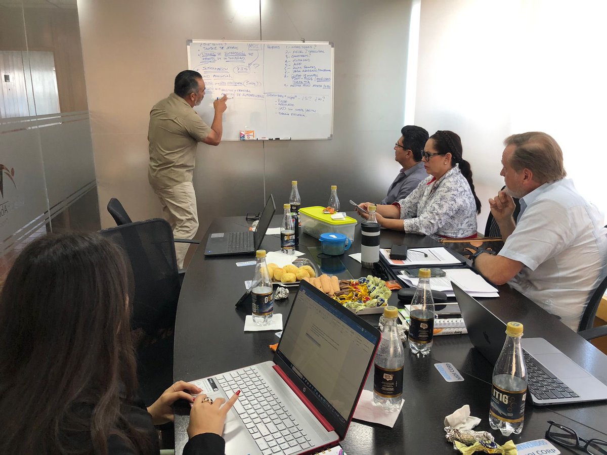Nuestro trabajo se alineará a los distintos planes de desarrollo nacionales y subnacionales; articulando acciones con el sector público, empresa privada y la Academia. (2/2)