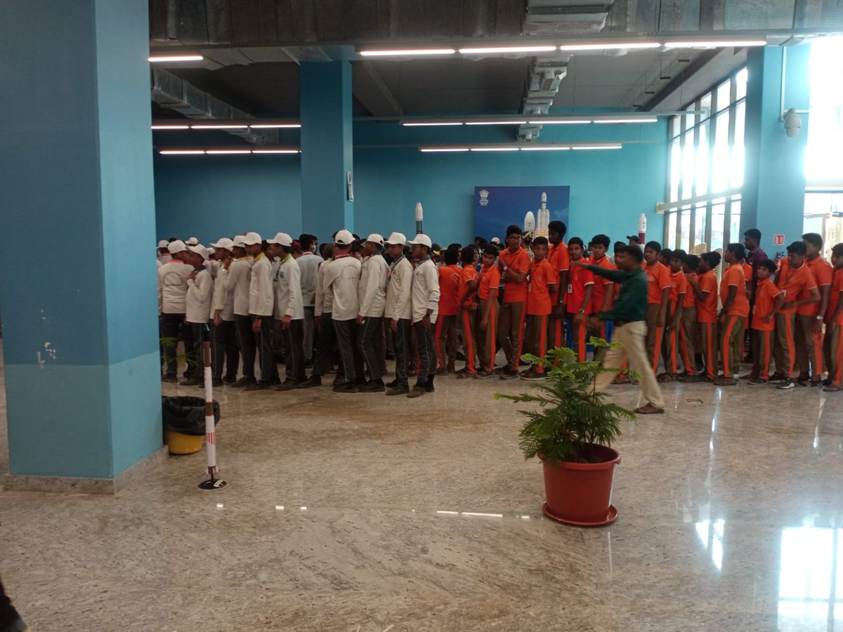 GSLV_MK3's tweet photo. #ISRO #GSLVMK2
Glad to see many schools are bringing students to @isro regularly for all launches.
ISRO SHAR is constructing new complexes near launch view gallery. It is exciting to see those shaping up by this year. https://t.co/3K16RxLZ7z