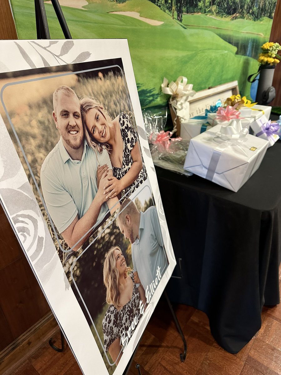 When the grass is always green ya never have to look on the other side ♥️best wishes to this sweet couple ⛳️<a href="/EasyE_212/">Elliott Smith</a> <a href="/riverbendcctn/">River Bend Country Club</a>