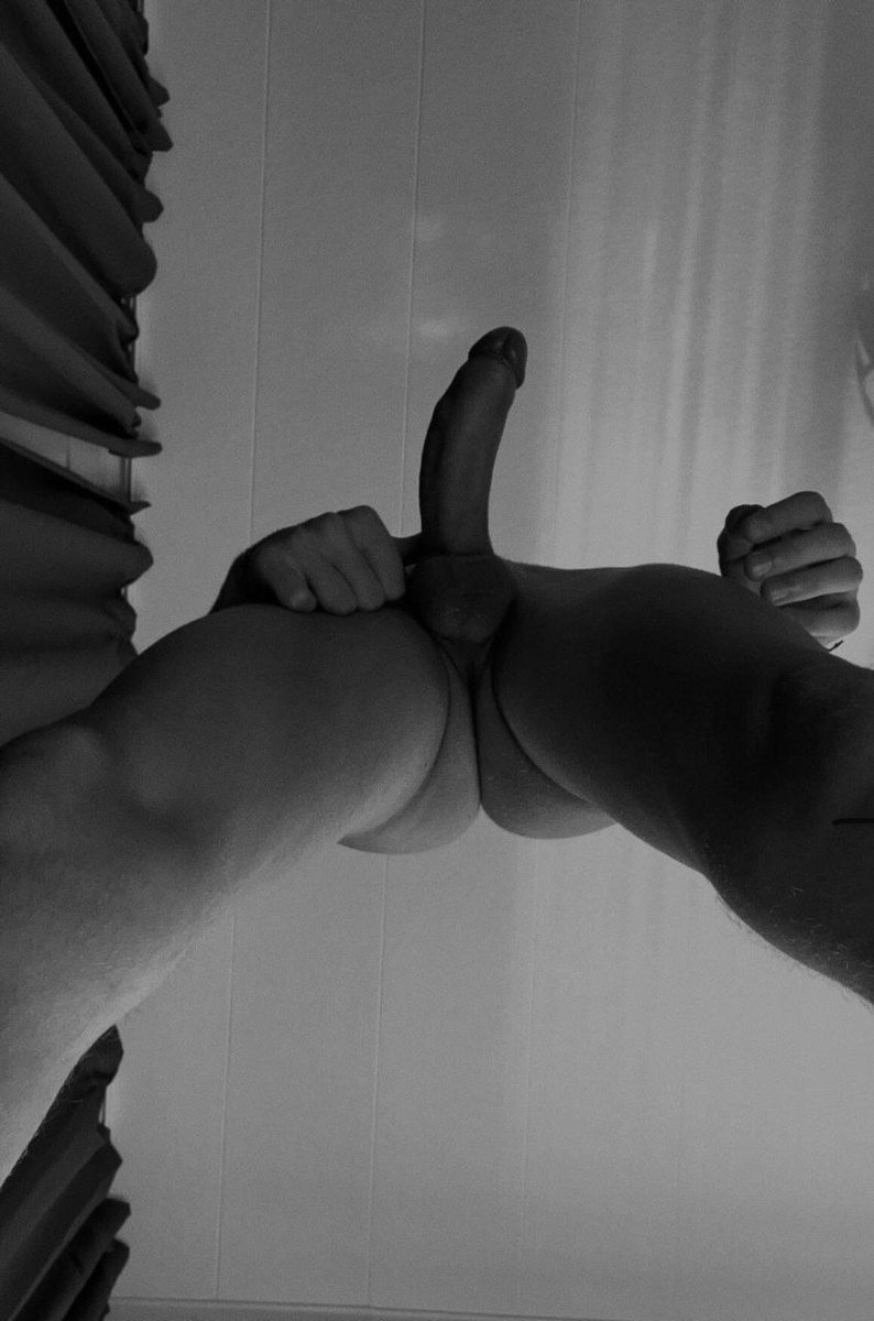 ㅤ 𝖳𝗁𝗈𝗆𝖺𝗌 𝖬𝗂𝗅𝗅𝖾𝗋, 24 𝗒𝖾𝖺𝗋𝗌 𝗈𝗅𝖽
ㅤ•   𝗆𝗈𝖽𝖾𝗅 𝗆𝖺𝗇 𝖺𝗇𝖽 𝖼𝖺𝗆 𝖻𝗈𝗒
    •   𝗴𝗮𝘆. 𝗻𝘀𝗳𝘄. 𝗆𝗂𝗇𝗈𝗋𝗌 𝖽𝗇𝗂 
    •  𝗳𝗹𝗲𝘅. 𝘀𝘄𝗶𝘁𝗰𝗵. 𝘀𝗼𝗳𝘁!𝗵𝗮𝗿𝗱
    •  𝗯𝗶𝗴 𝗱𝗶𝗰𝗸. 𝗳𝗮𝘁 𝗮𝘀𝘀.