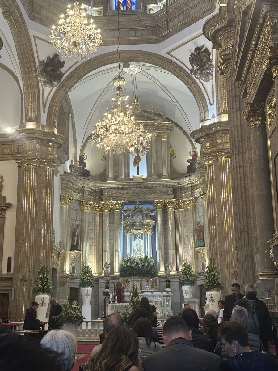 🦅♥️🤍💙🦅🇺🇸✝️🇲🇽🦅💚🤍♥️🦅

Went to a FAMILY WEDDING today… I just LOVE The ARCHITECTURAL WORK done in The OLD CHURCHES in MEXICO… BEAUTIFUL… 😊

Good Night EVERYONE… 😴

FAITH… HOPE… AND LOVE… ♥️🤍💙
