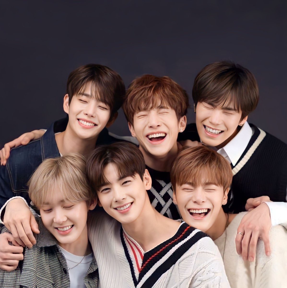 t.moti 💫 always you 🦊🐶🐰🐱🐺🐣 tweet media