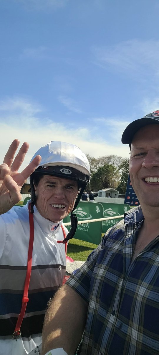 Nicholas Lockwood tweet media