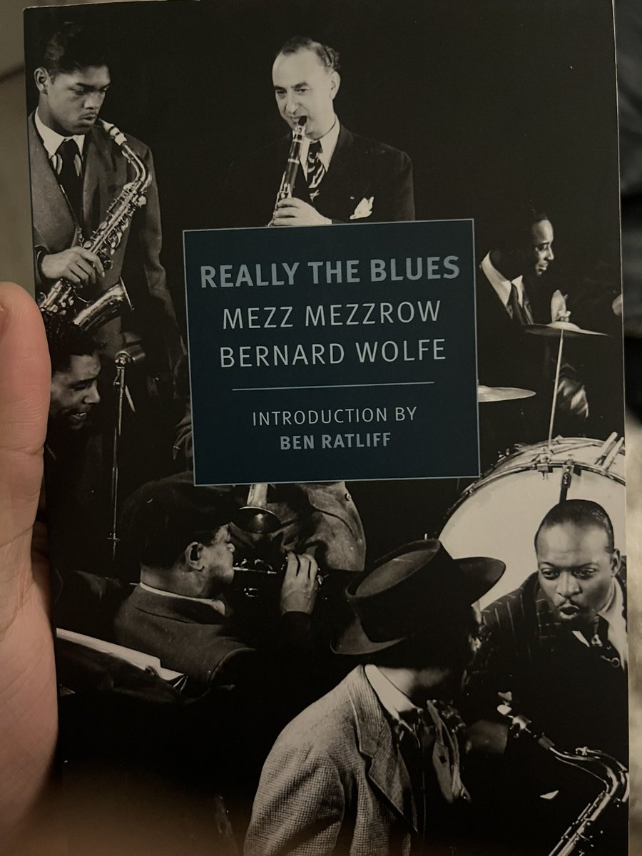 OGBlackRedGuard's tweet photo. this dude’s Wikipedia entry fascinated me so I had to get his autobiography lol. He was a white Jewish dude but literally had himself declared Black on his draft registration, told COs in jail that he was Black so he could be housed with Black people, lived in Harlem, and introduced weed to the nascent jazz scene, one of the first slang terms for it was “Mezz”. The original quirked up white boy.