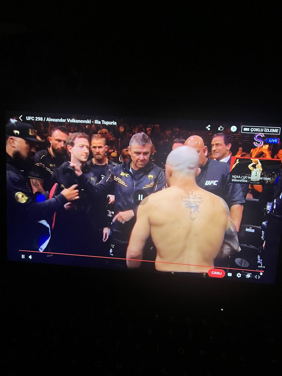 Zuck in ufc corner <a href="/fightdigitale/">Fight Digitale</a>