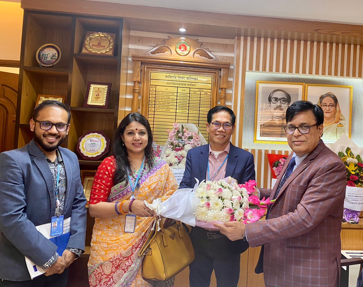 BithikaHasan's tweet photo. Courtesy visit to the newly appointed Director General(DG) of Directorate of Technical Education (DTE) under the Technical and Madrasha Education Division (TMED) of the Ministry of Education by the Skills 21 &amp; ProGRESS projects of @ilobangladesh https://t.co/LCZR28rhhS