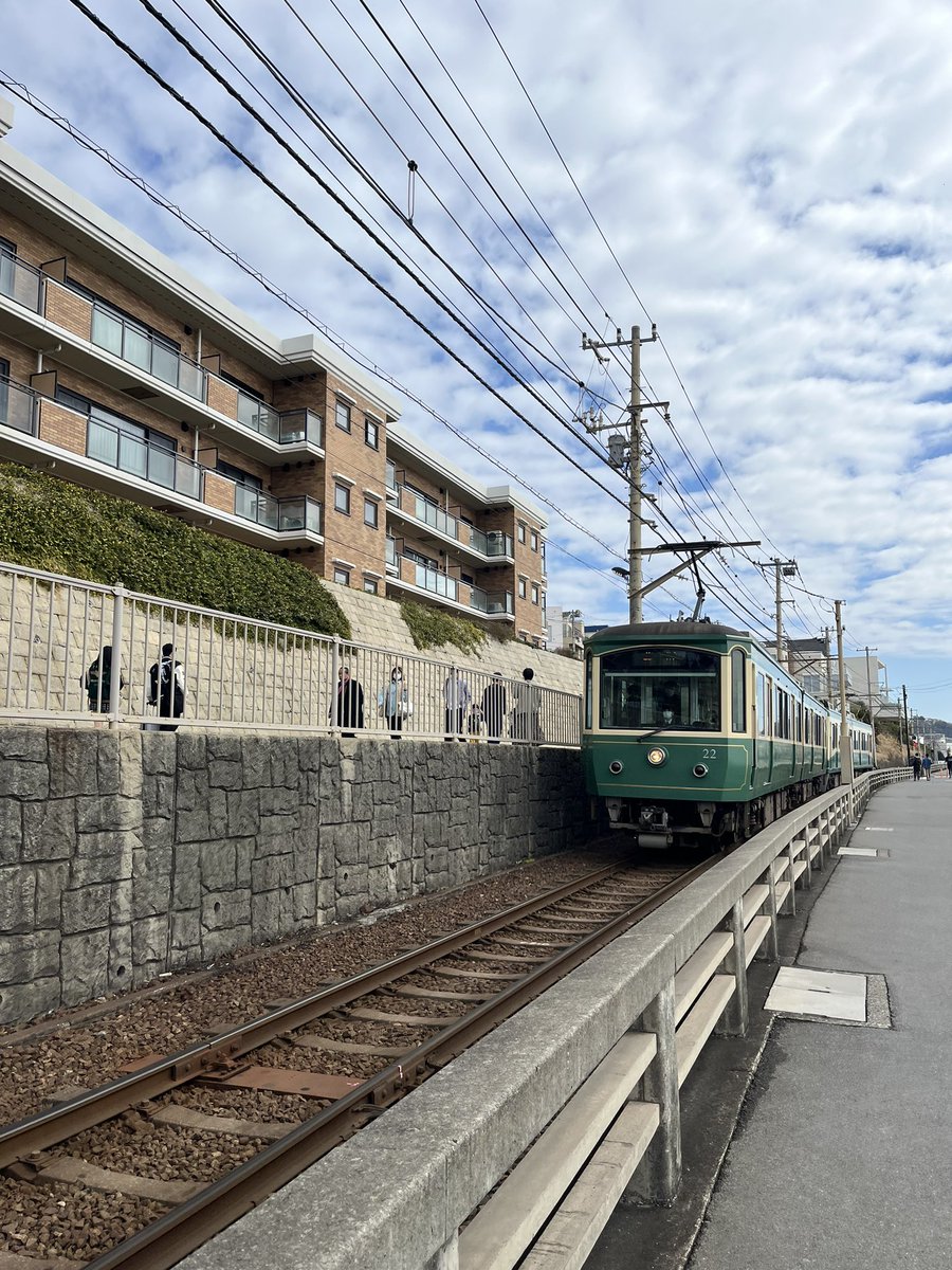 piro____kuru's tweet photo. 今日は休日ポイント40kmロング走🌴
キツすぎないペースで走ったらサブ4ペースで着地。
150分過ぎるとじんわり大きな筋肉が疲労を訴えてきたけどなんとか勝利。
ウルトラではこの感覚との戦いなので反復練習して慣れるしかないなー
#ランニング #cloudstratus https://t.co/UZmY67Z8HE