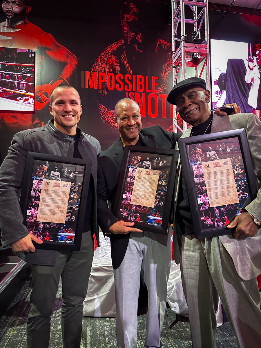 Houston Boxing Hall of Fame!
I am very excited for winning the “Prospect of the Year” award and also very proud to be next to and working with this legends in the sport of boxing! 
#teamkatz #halloffame