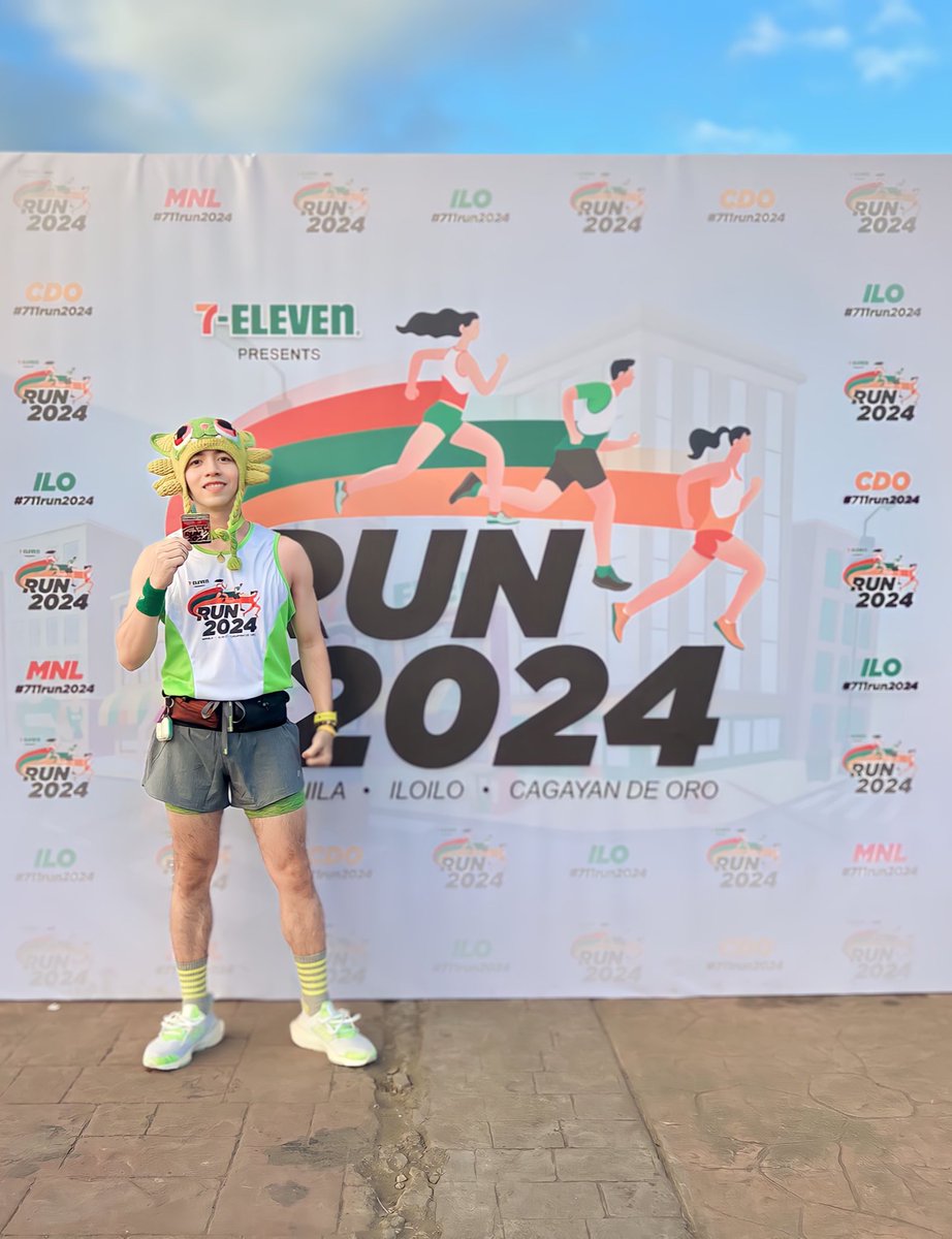 aresxgg's tweet photo. Sprigatito conquerer of 32K 🌱🍵
04.02.2024 #711Run2024 #711PH #711Run

📍Quirino Grandstand, Rizal Park, MNL https://t.co/wTEwfqQ5uw
