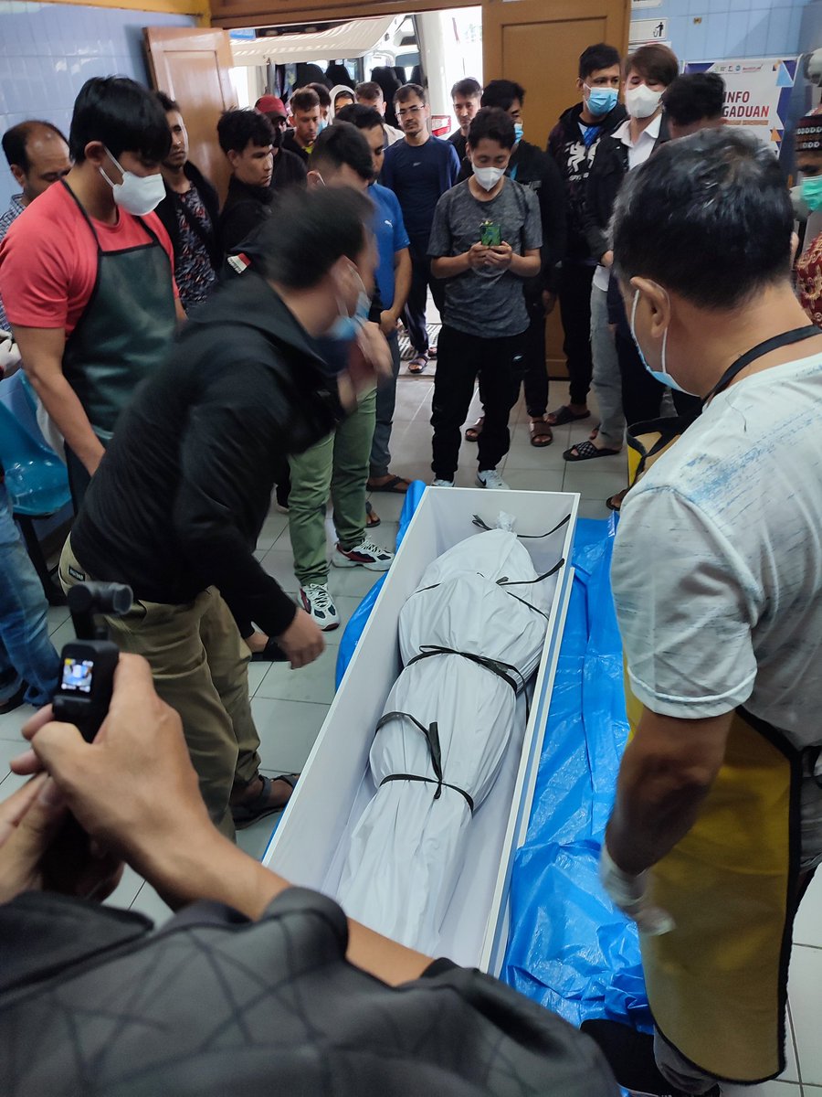 Kindness is a language the blind can see and the deaf can hear. We need you today. Please don't ignore
#End12YearsInLimbo_Indonesia