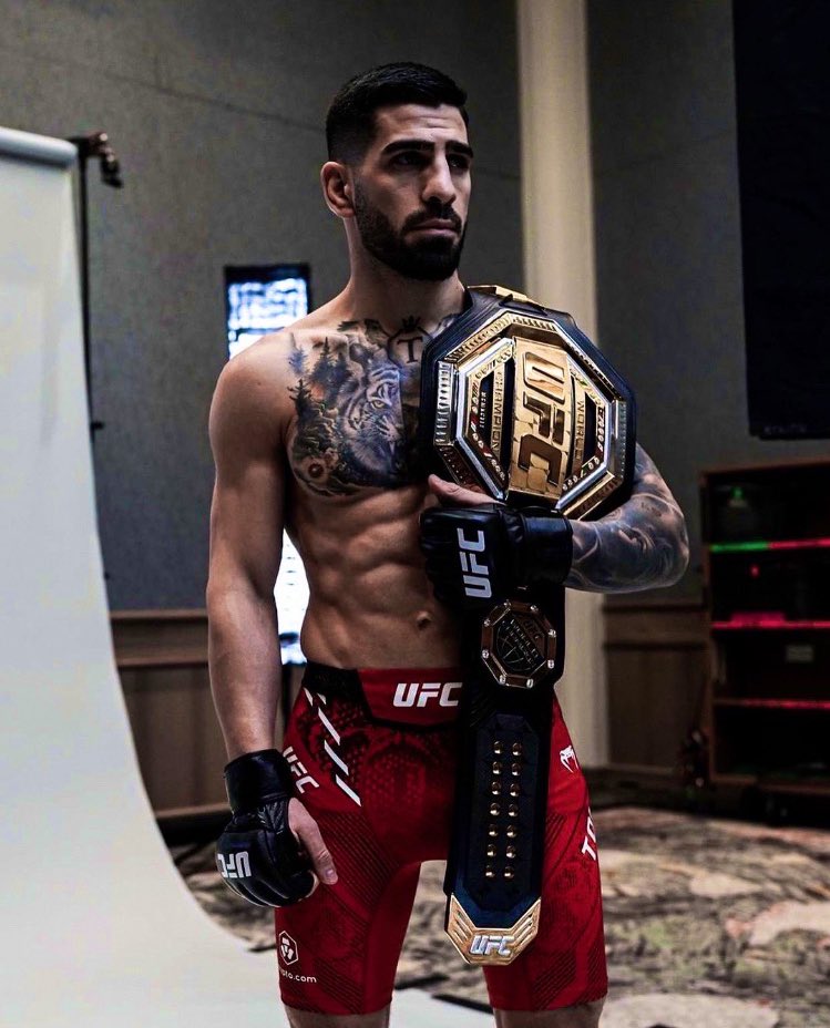 Scrapz07's tweet photo. Total Vindication 💯🔥👏🏽 #UFC298 #AddNew #MMATwitter https://t.co/q3hCTzFSAE